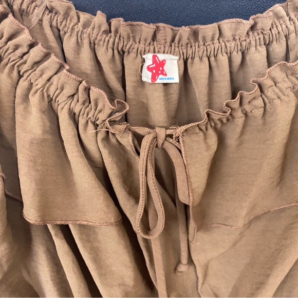 NWOT Blue Leopard off the shoulder top in Brown size 2x - Picture 5 of 5